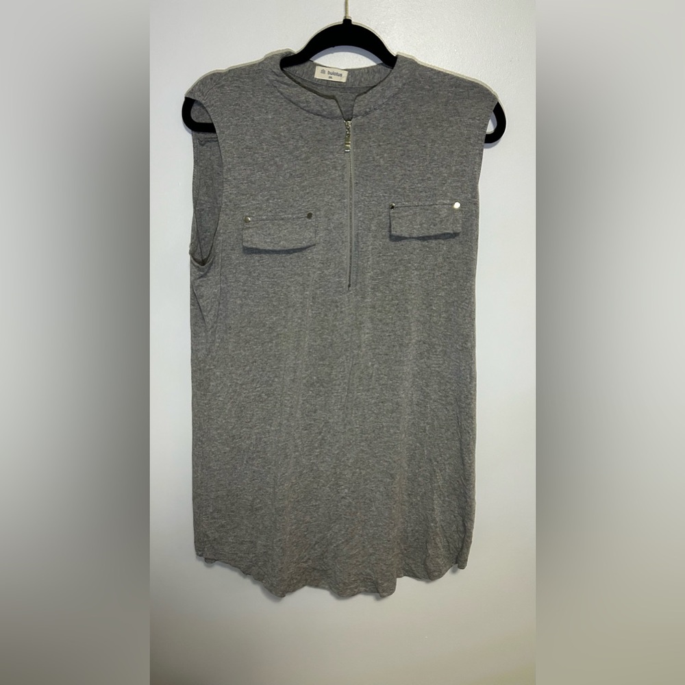 Bulotus brand zipper tank top